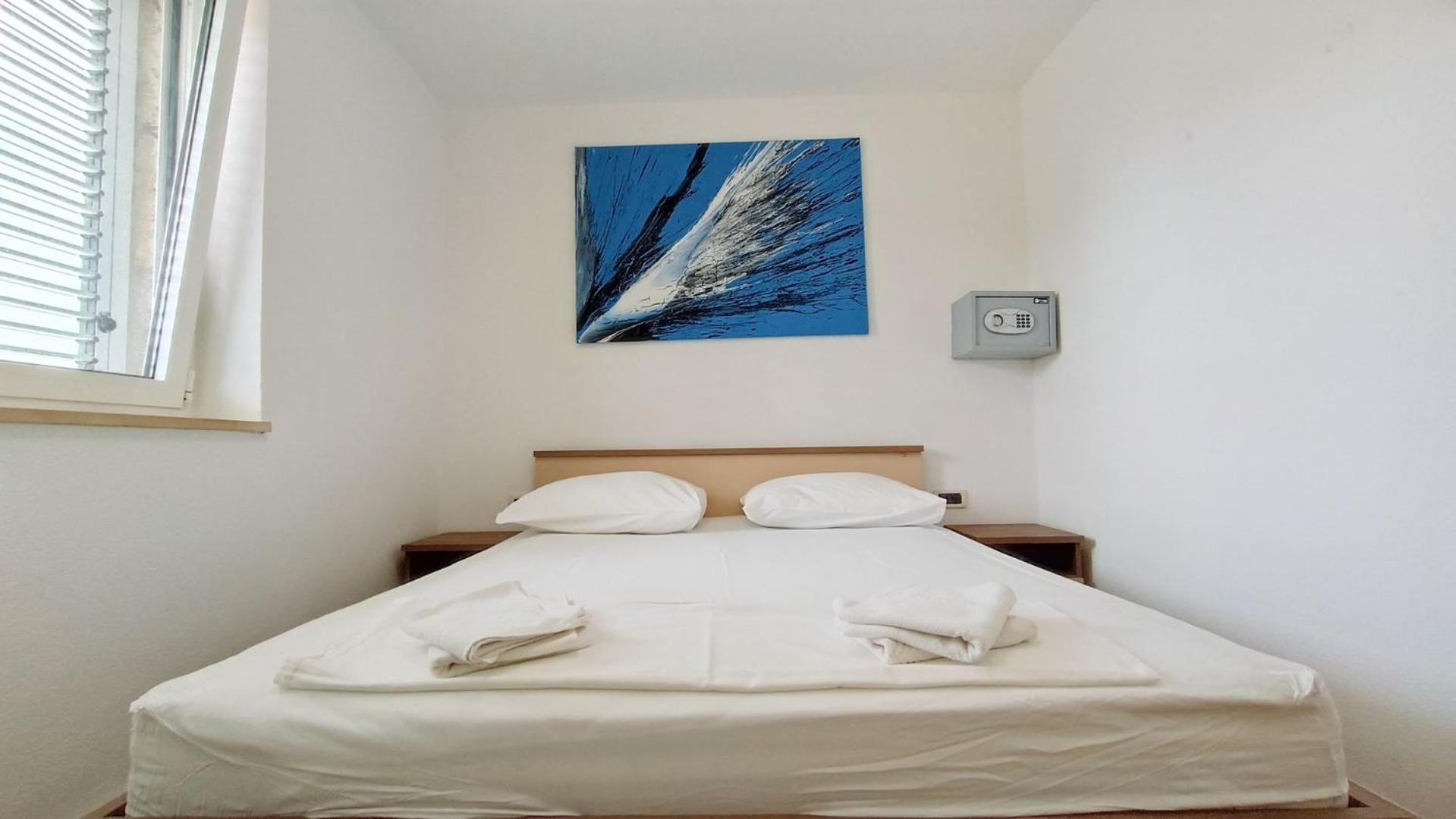 Apartments Marinko Промайна Екстериор снимка