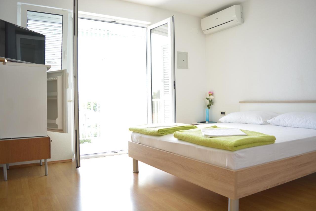 Apartments Marinko Промайна Екстериор снимка